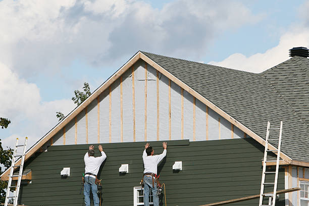 Professional Siding technician working in Spartanburg, SC